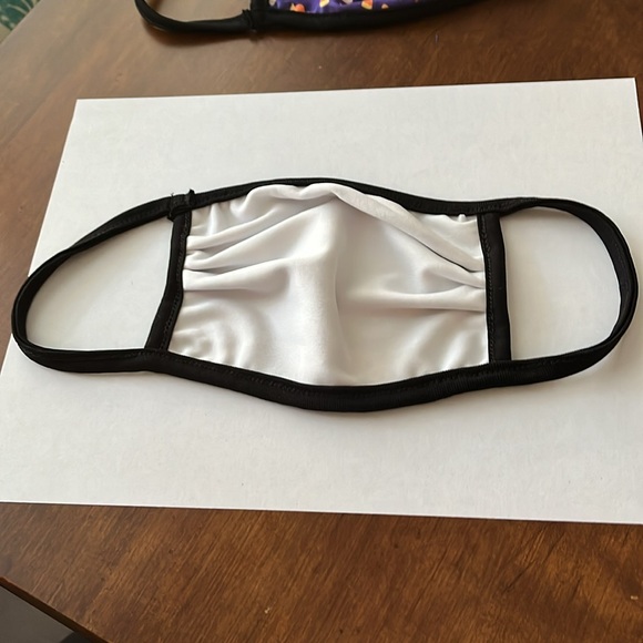 Lot of 2 Disney Parks reusable face masks Mickey Mouse Halloween - Picture 5 of 7